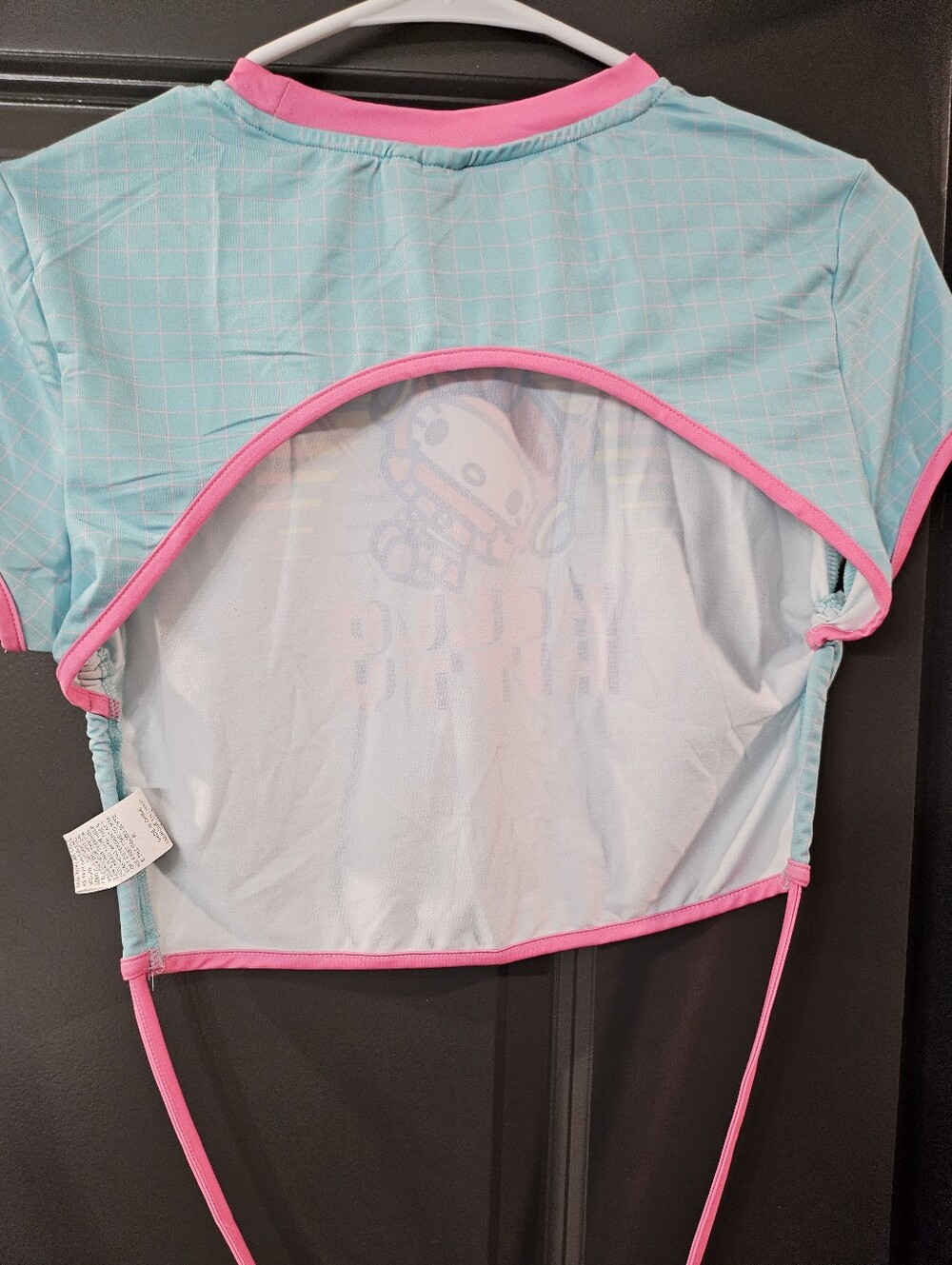 Hello kitty Open Back Crop - Picture 5 of 5